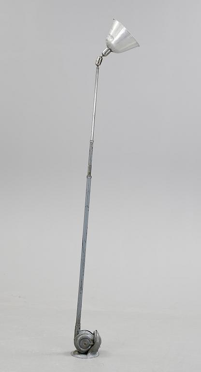 VÄGGLAMPA, "Triplex-pendel", Johan-Petter Johansson, omkring 1900-talets första hälft.