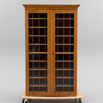 VINSKÅP, omkring 1900.