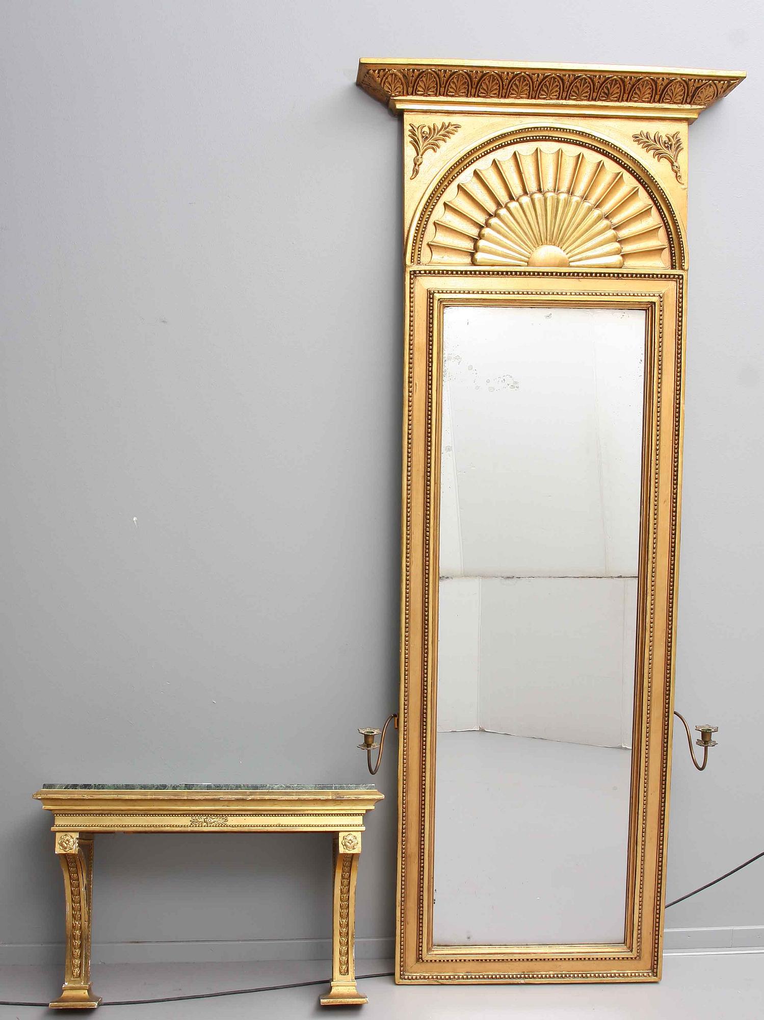 SPEGEL med KONSOLBORD, empire, 1800-tal.