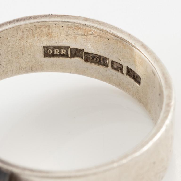 Jewellery set, silver with cabochon-cut amethysts, by Theresia Hvorslev, three pieces.