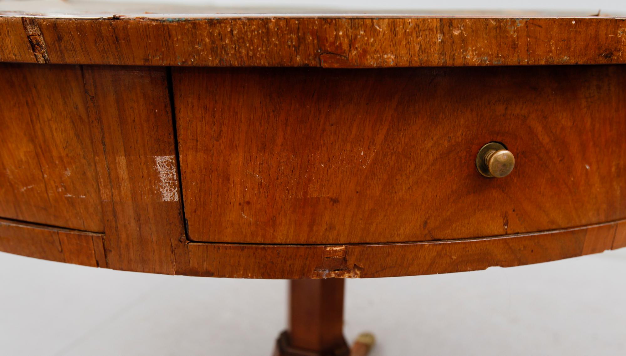 KARUSELLBORD, 1800-talets första hälft.