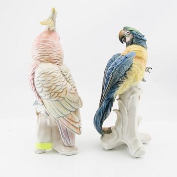 Porcelain figurines, a pair from Rudolstadt, first half of the 20th century.