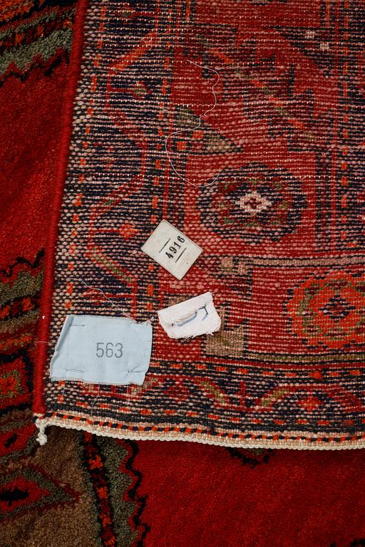 A rug, Old, Zaghe, ca 220 x 137 cm.