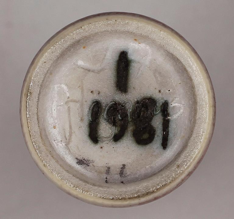 MINIATYRER, 11 st, stengods, John Anderson Höganäs.