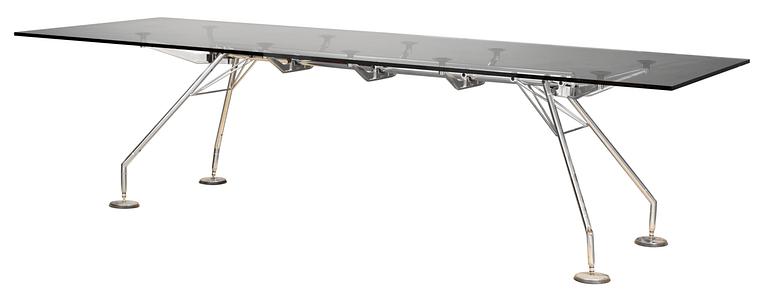 A Norman Foster dining table, Tecno.