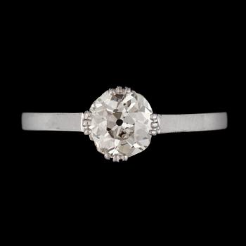 126. A 0.90 ct old-cut diamond ring. Quality circa K-M/SI. Hallmarked GHS, Stockholm 1947.