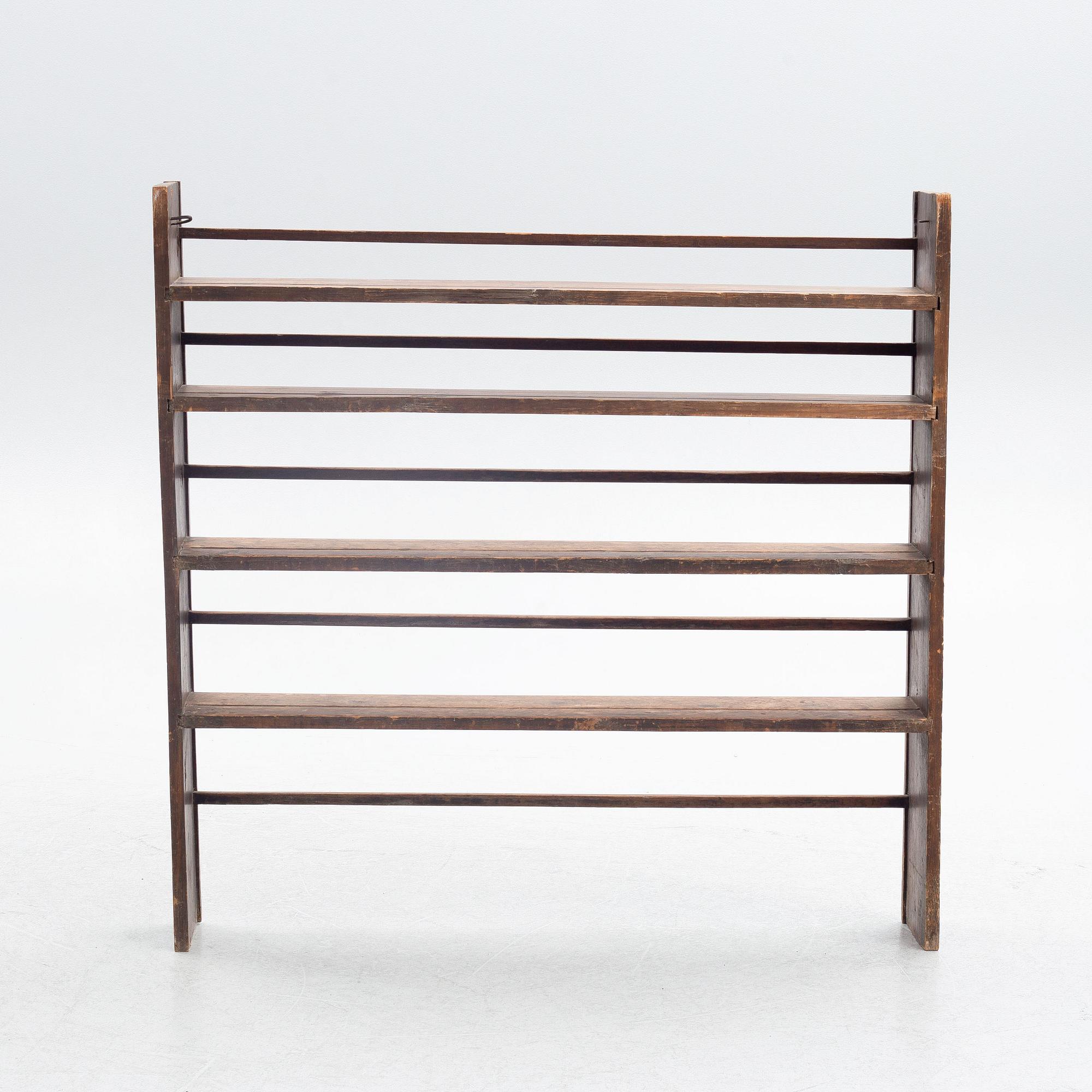 A plate rack, 19th Century.