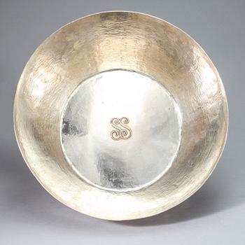 Tapio Wirkkala, A PUNCH BOWL.