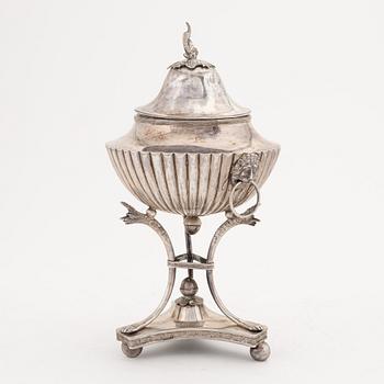 Carl Lindström, strösockerskål med lock, silver, empire, Borås 1820.