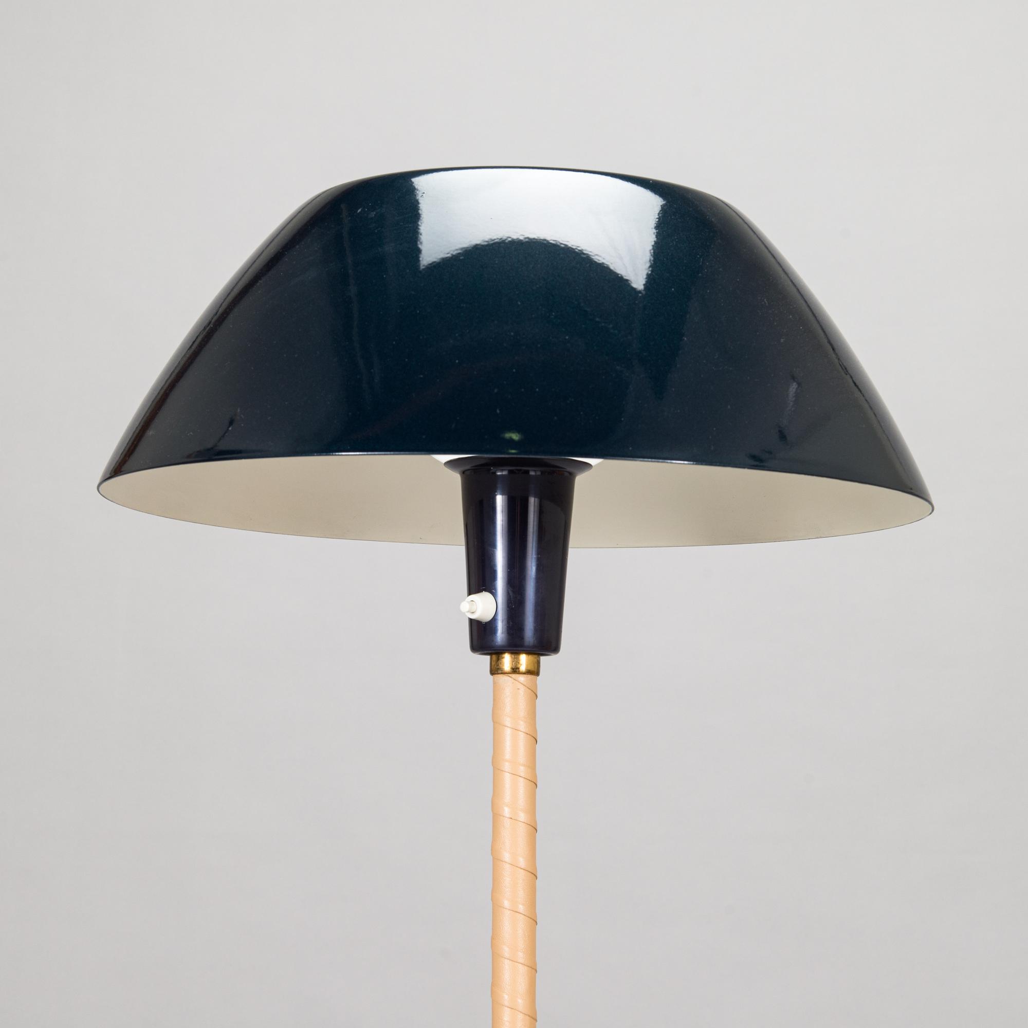 Lisa Johansson-Pape, golvlampa, Stockmann Orno 1900-talets mitt.