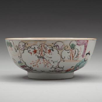 A famille rose punch bowl, Qing dynasty, Qianlong (1736-95).