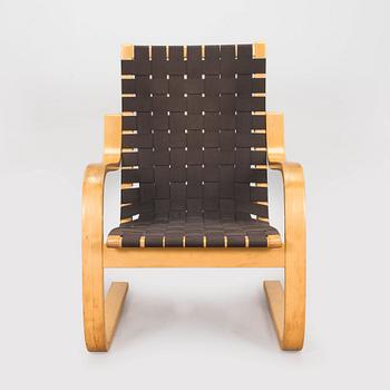 Alvar Aalto, fåtölj, modell 406, Artek, Finland, 1900-talets slut.