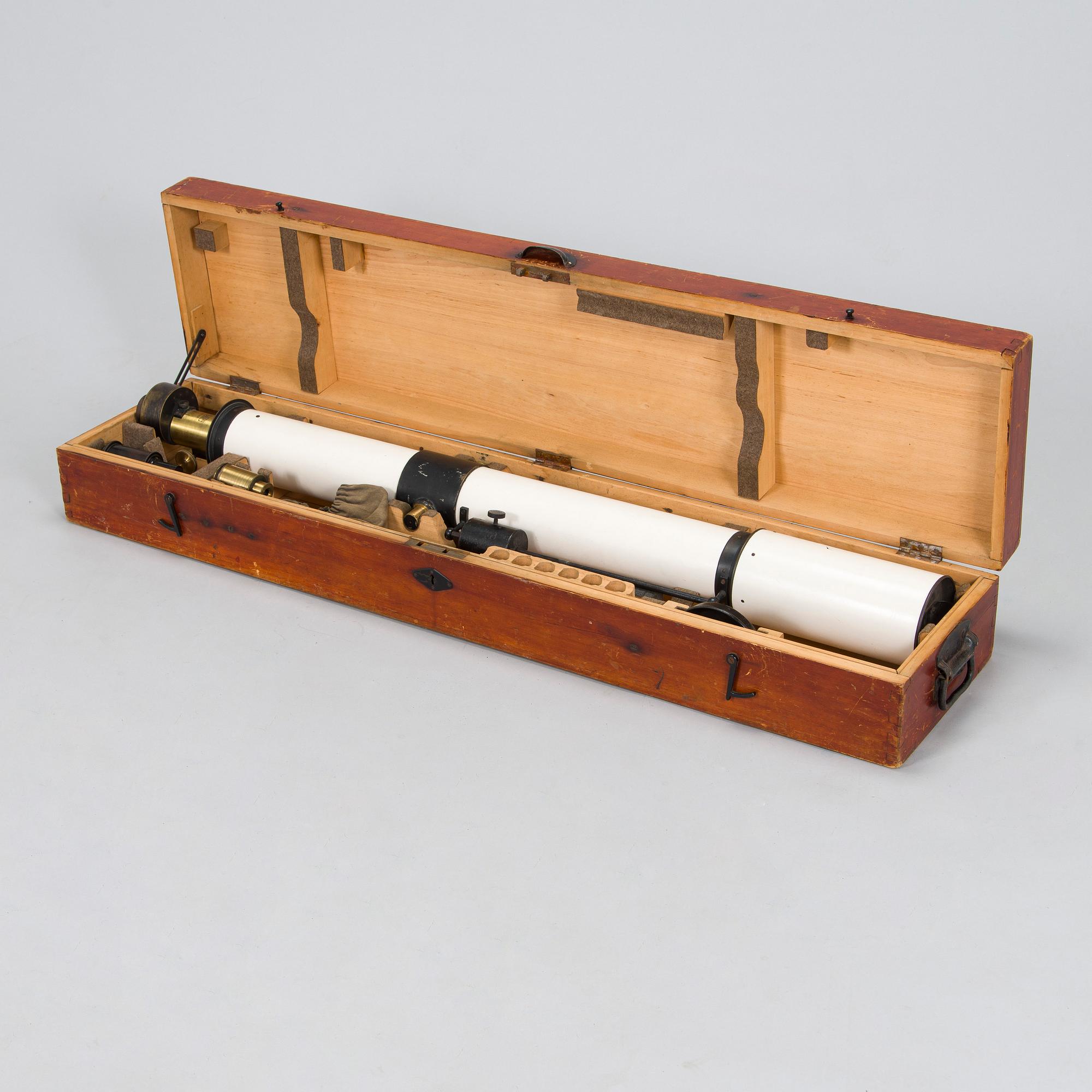 Kaukoputki, Carl Zeiss, Jena Nr 7413, 1900-luvun alku.