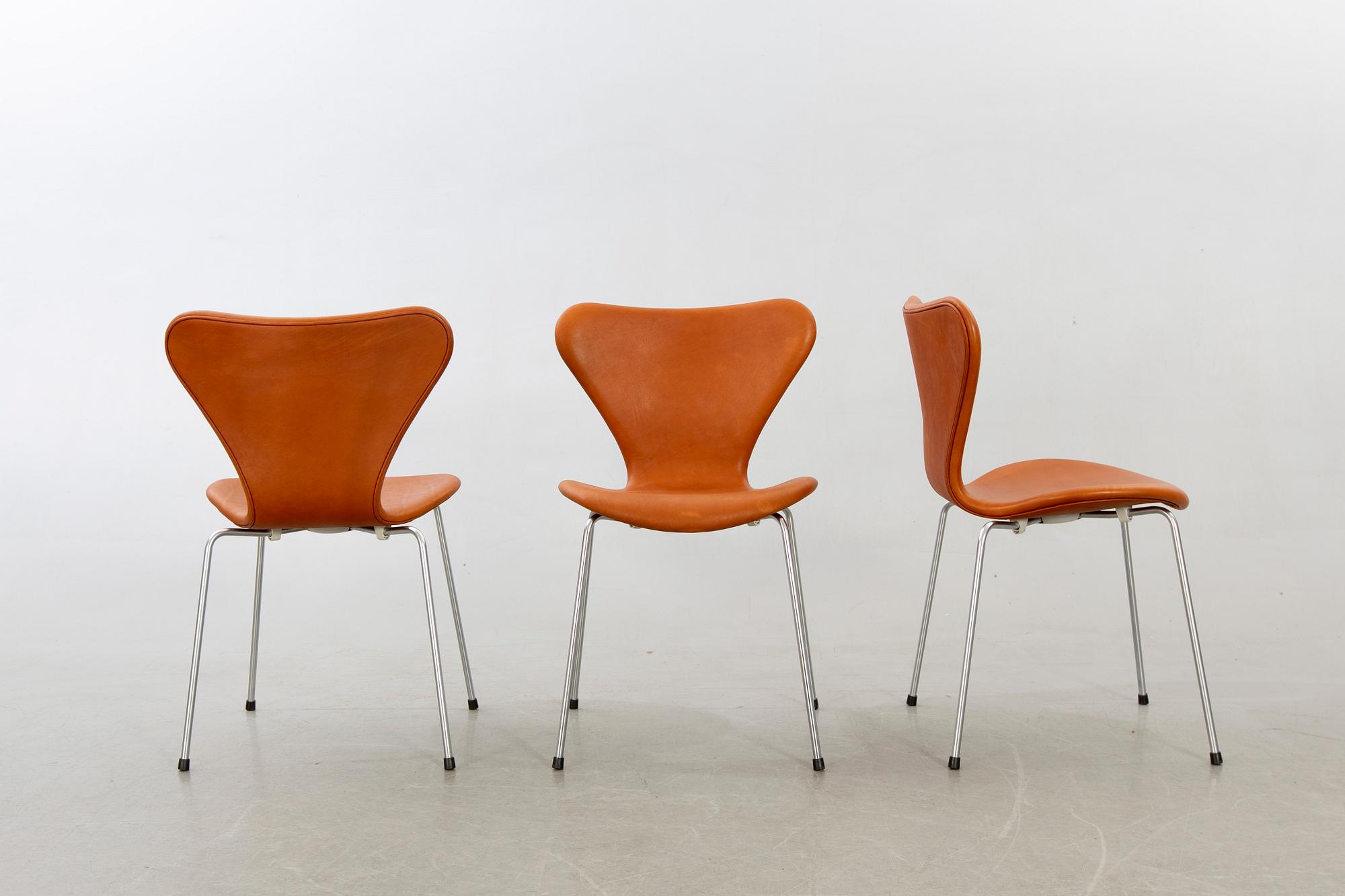 Arne Jacobsen, stolar, 6 st, "Sjuan", Fritz Hansen, Danmark.