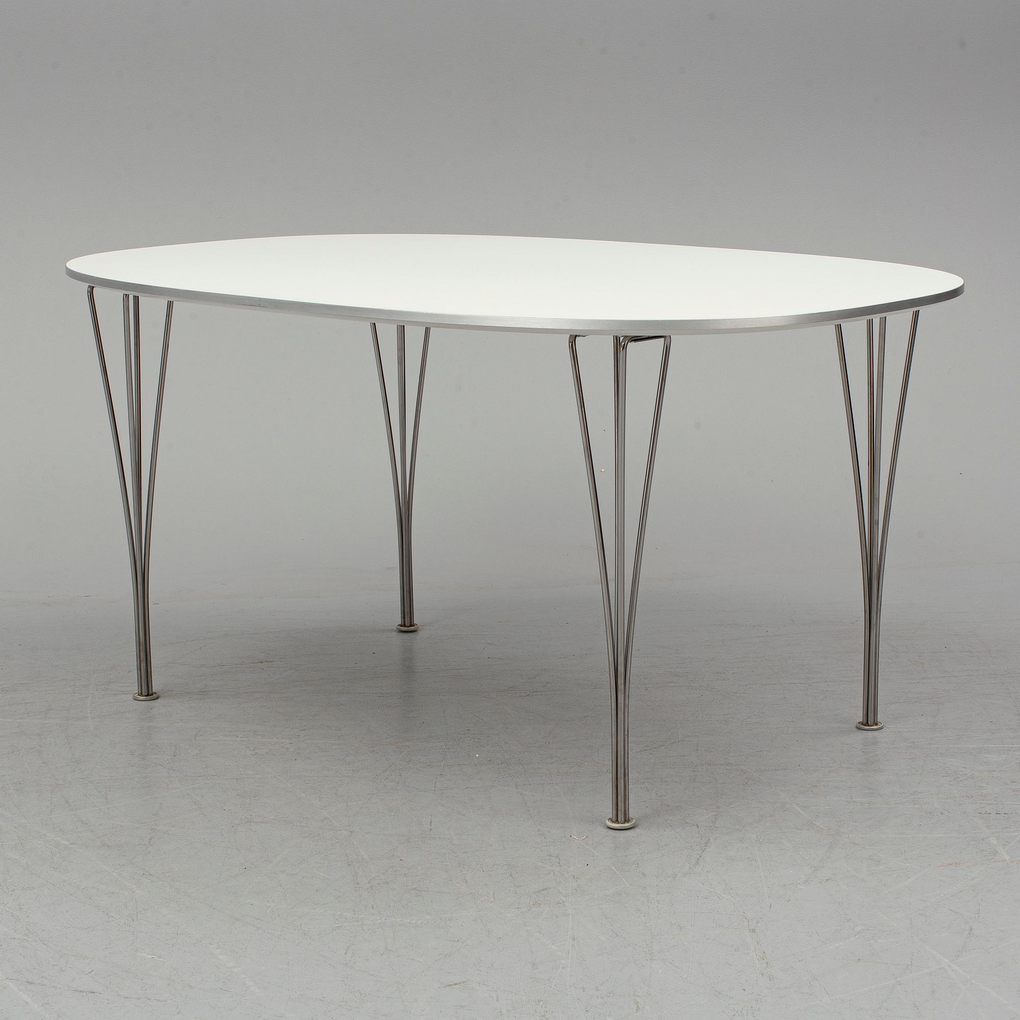 BRUNO MATHSSON & PIET HEIN, bord, "Superelips", Republic of Fritz Hansen, Denmark, MIAB Sverige, 2012.