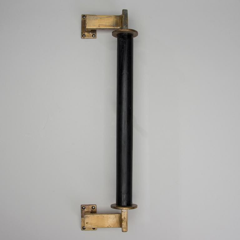 DÖRRHANDTAG, 1900-talets mitt.