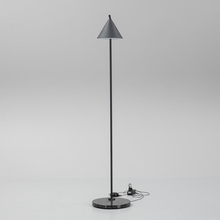 Michael Anastassiades, a 'Captain Flint' floor ight, Flos, Italy.