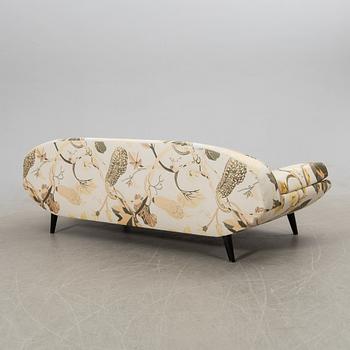 Folke Jansson, S.M. Wincrantz Möbelindustri, Skövde, attributed. Sofa, mid-20th century.