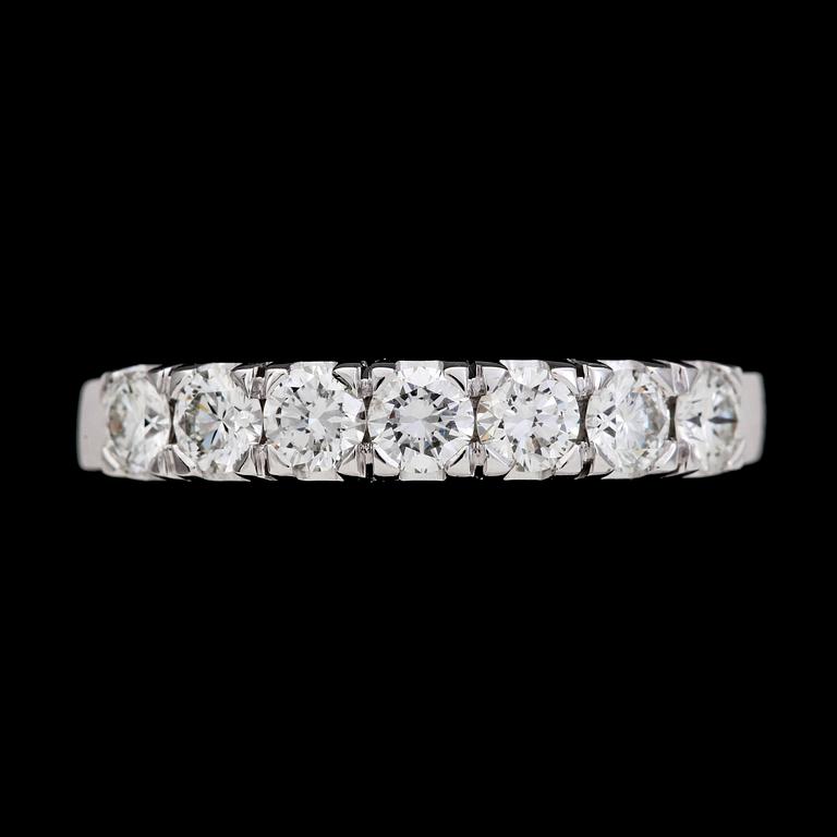 RING, brilliant cut diamonds, tot. 0.90 cts.