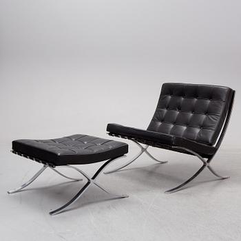 Ludwig Mies van de Rohe, fåtölj med fotpall, "Barcelona", Knoll.