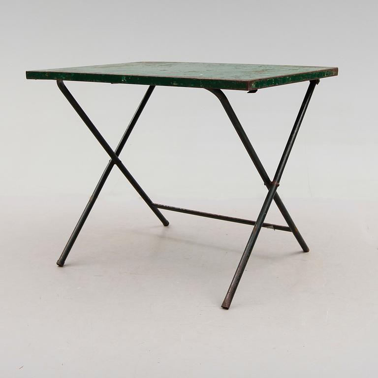 TRÄDGÅRDBORD, 1900-talets mitt.