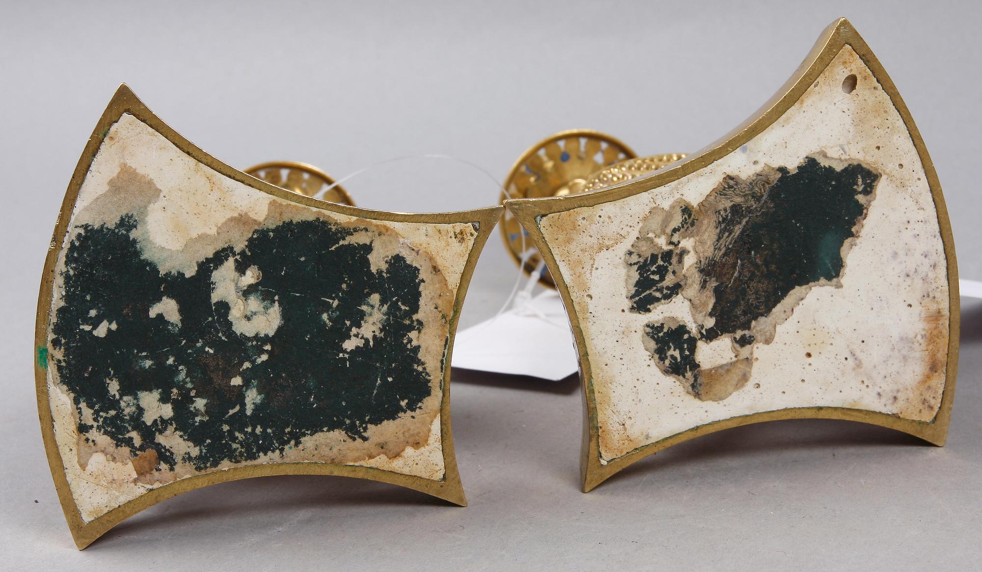 LJUSSTAKAR, ett par, mässing, 1900-tal.