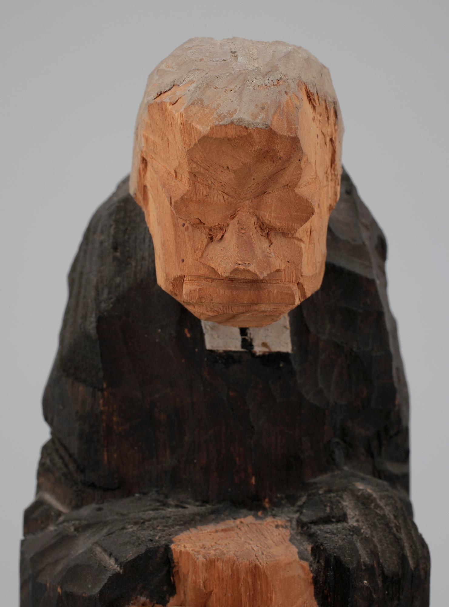 AXEL PETERSSON DÖDERHULTARN, figurin. Trä.