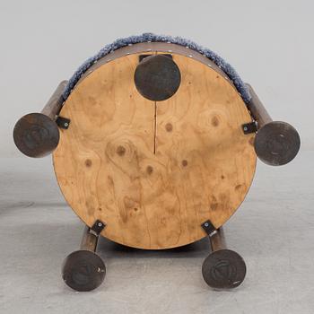 A pair of steel chairs by Arpad Földessy, 21st Century.