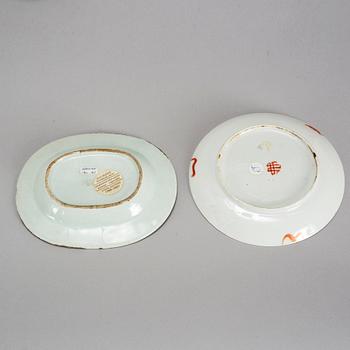 A group of blue and white and famille rose porcelain objects, Qing dynasty, Qianlong and late 19th century.