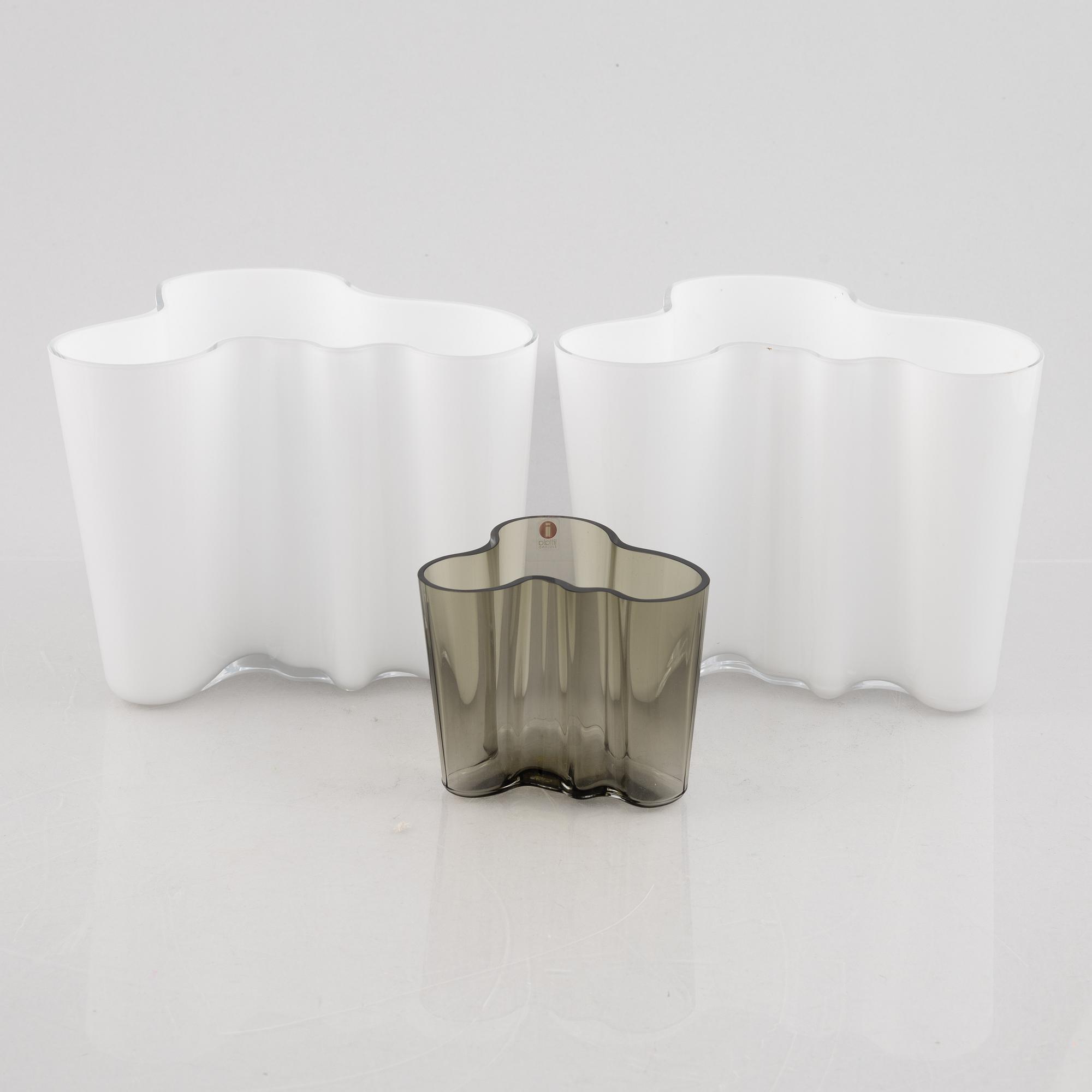 Alvar Aalto, three 'Savoy' glass, vases, Iittala, Finland.