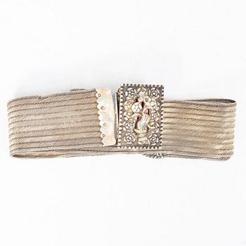 An Ottoman Empire silver belt, Turkey, circa 1880. Total weight approx. 418 g.
