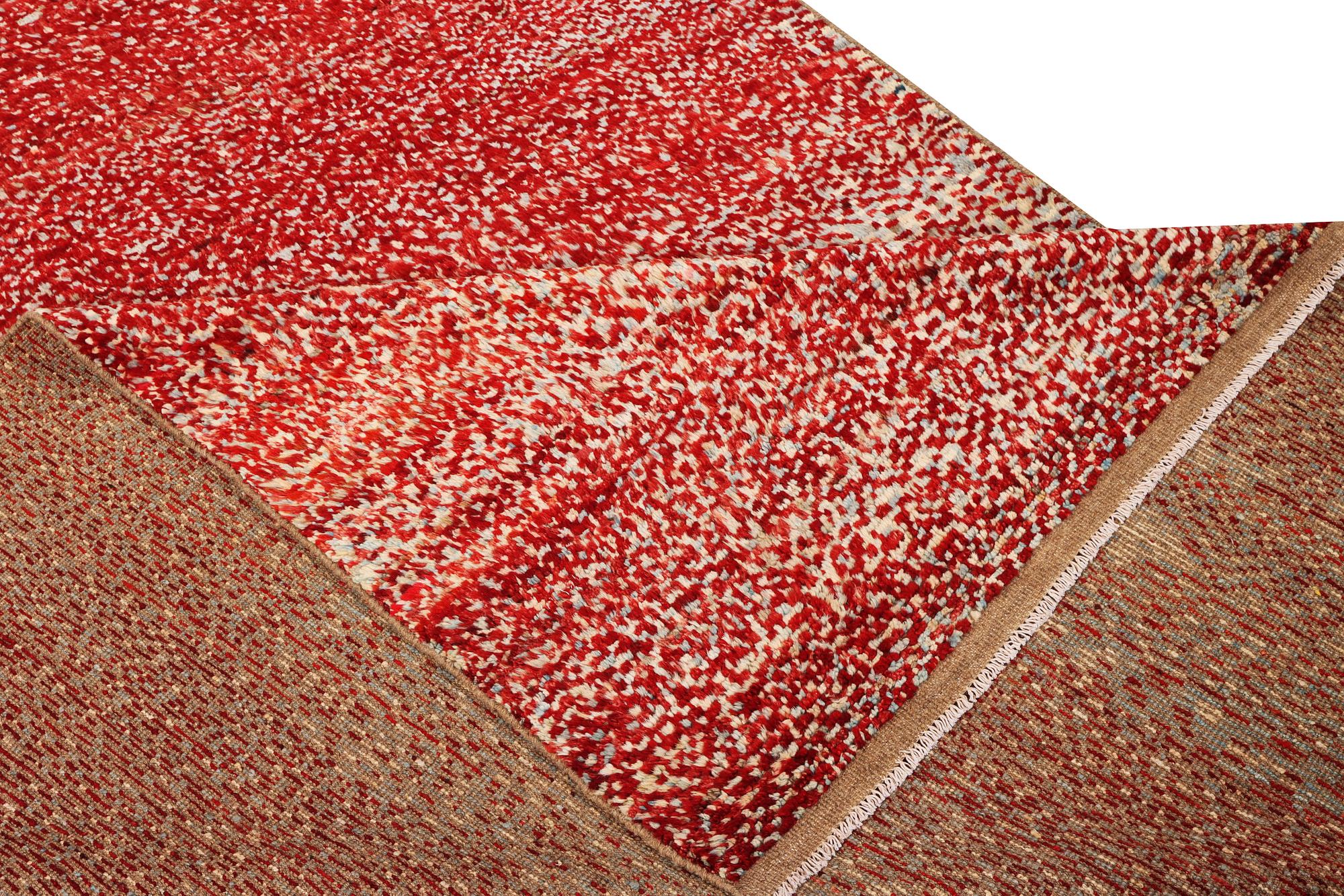 A Marocco carpet, c. 308 x 194 cm.