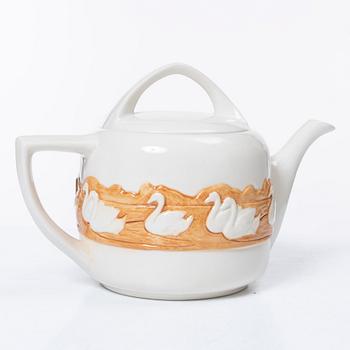 Tea service, 9 pieces, Bordallo Pinheiro Caldas Da Rainha, Portugal, late 20th century.