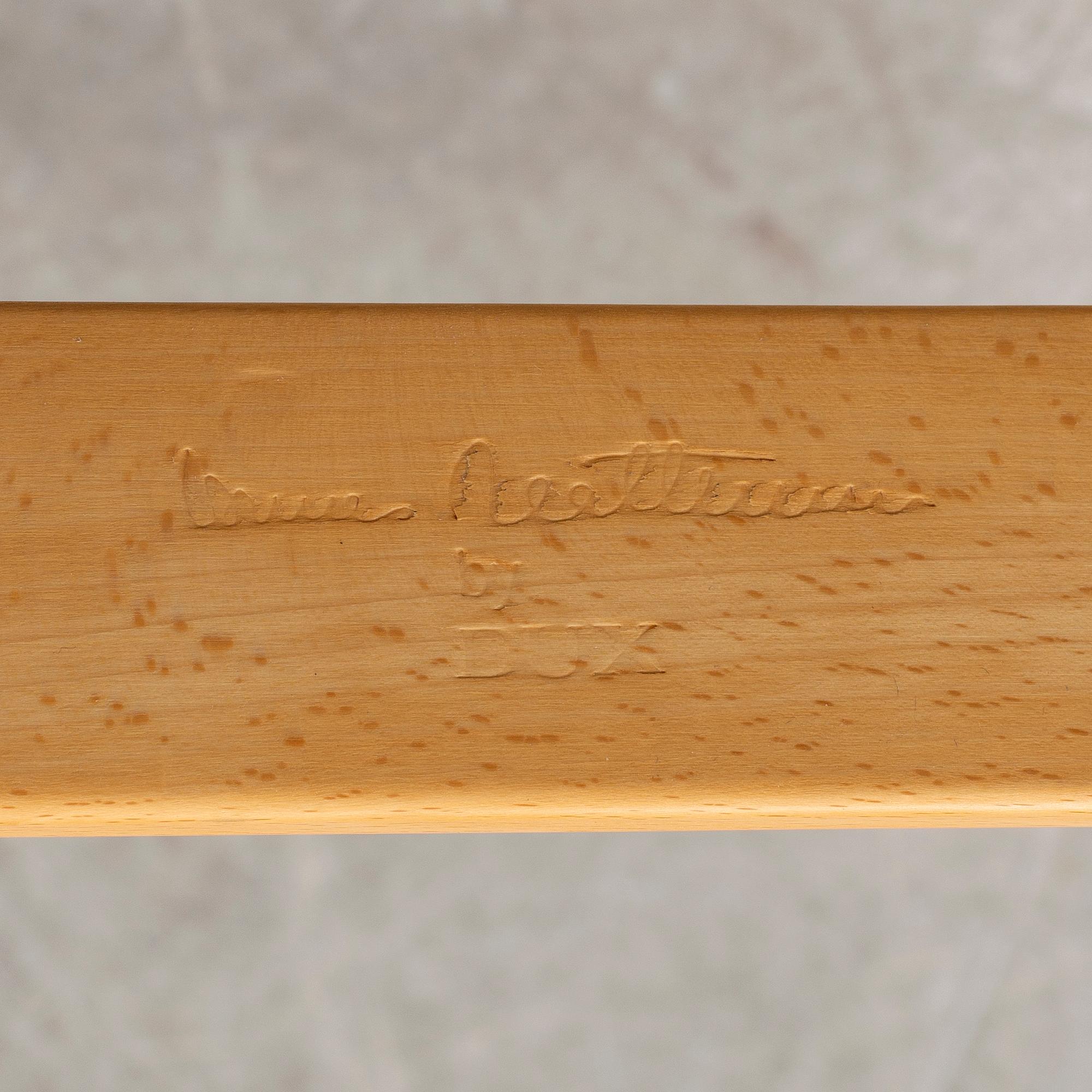 BRUNO MATHSSON, fåtölj, "Eva hög", Dux, omkring år 2000.