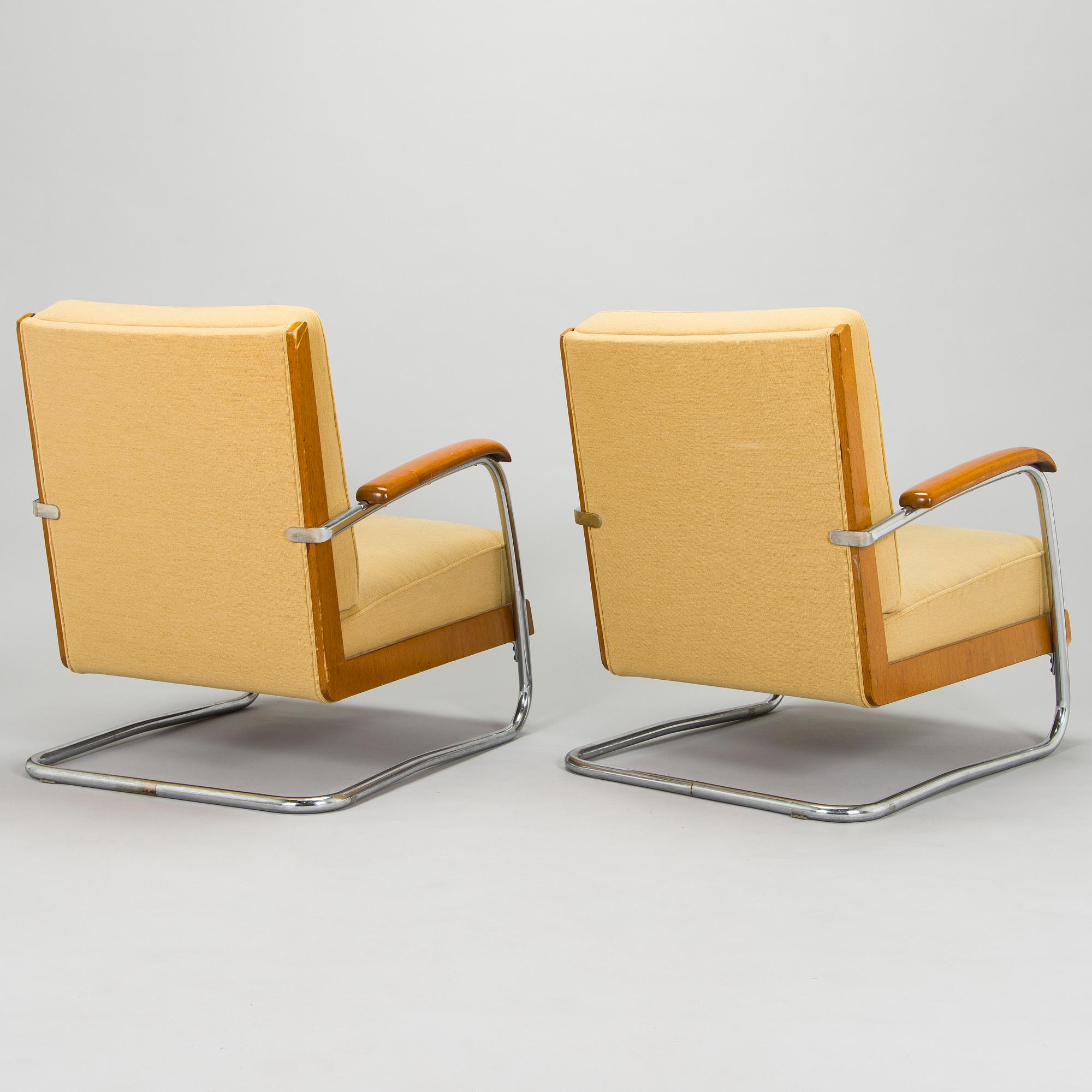 Pauli Blomstedt, a pair of 1930s armchairs and table for Merivaara Ltd.