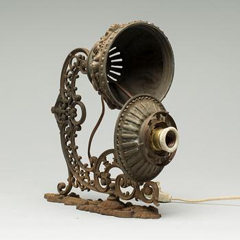 VÄGGLAMPA, metall. 1800/1900-tal.