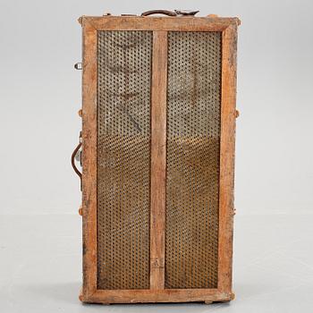 KOFFERT, 1900-talets början.