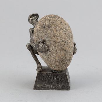 Henry Gustafsson, "Lyftet",  tenn och sten, Vimmerby, signerad, 1986.