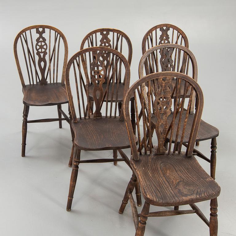 A set of six Windsor style chairs, 20th century.
