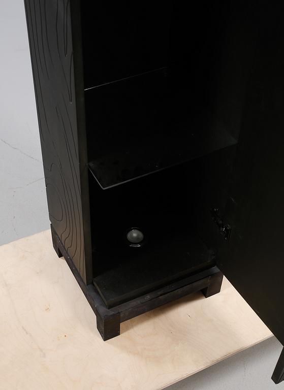 SKÅP, enligt uppgift prototyp av Nils Gulin, 2000-tal.