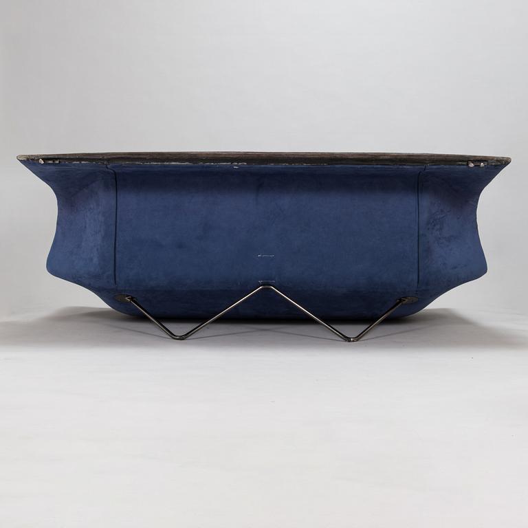 1361687. Oscar Tusquets Blanca, sofa, "Alibaba", end of the 20th century.