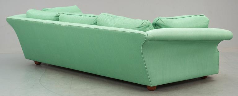 A Josef Frank sofa 'Liljevalchs', Svenskt Tenn.