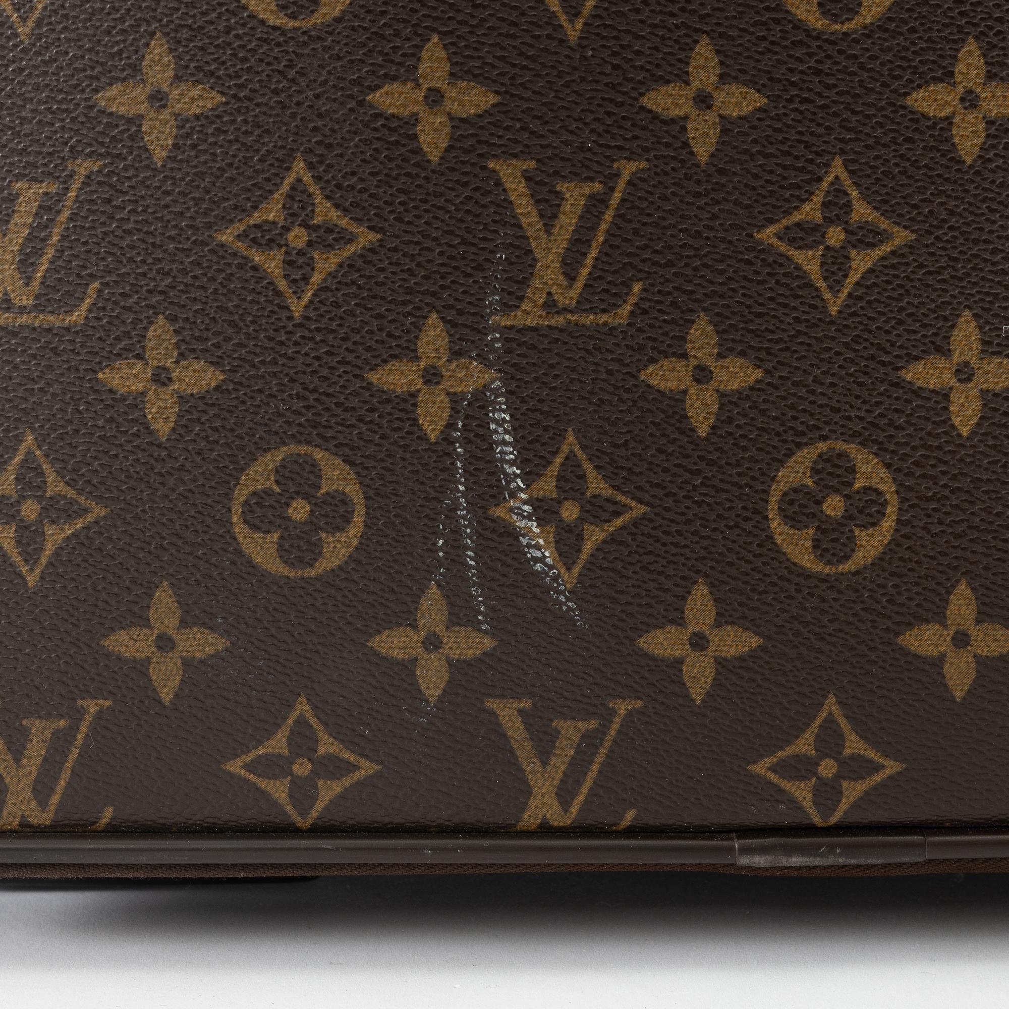 Louis Vuitton, Luggage/cabin bag, "Pégase 45", 2009.