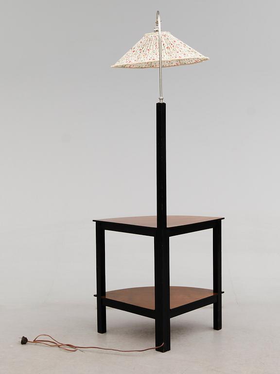 GOLVLAMPA, 1900-talets första hälft.