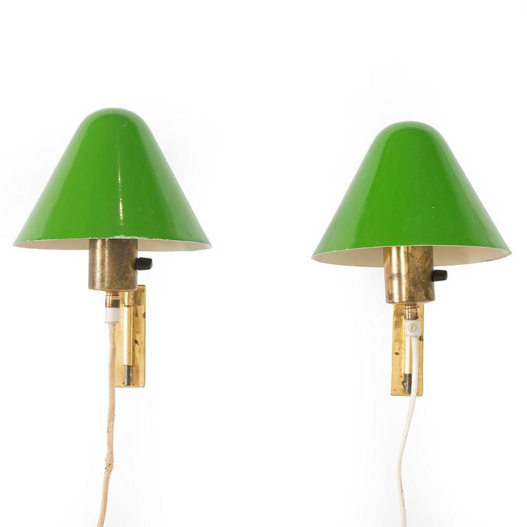 Paavo Tynell, a pair of '7284' wall lights for Taito, 1930s/1940s.