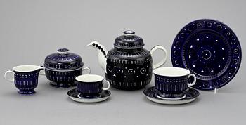TE- OCH KAFFESERVISDELAR, 34 delar, porslin, "Valencia", Ulla Procopé, Arabia, Finland.