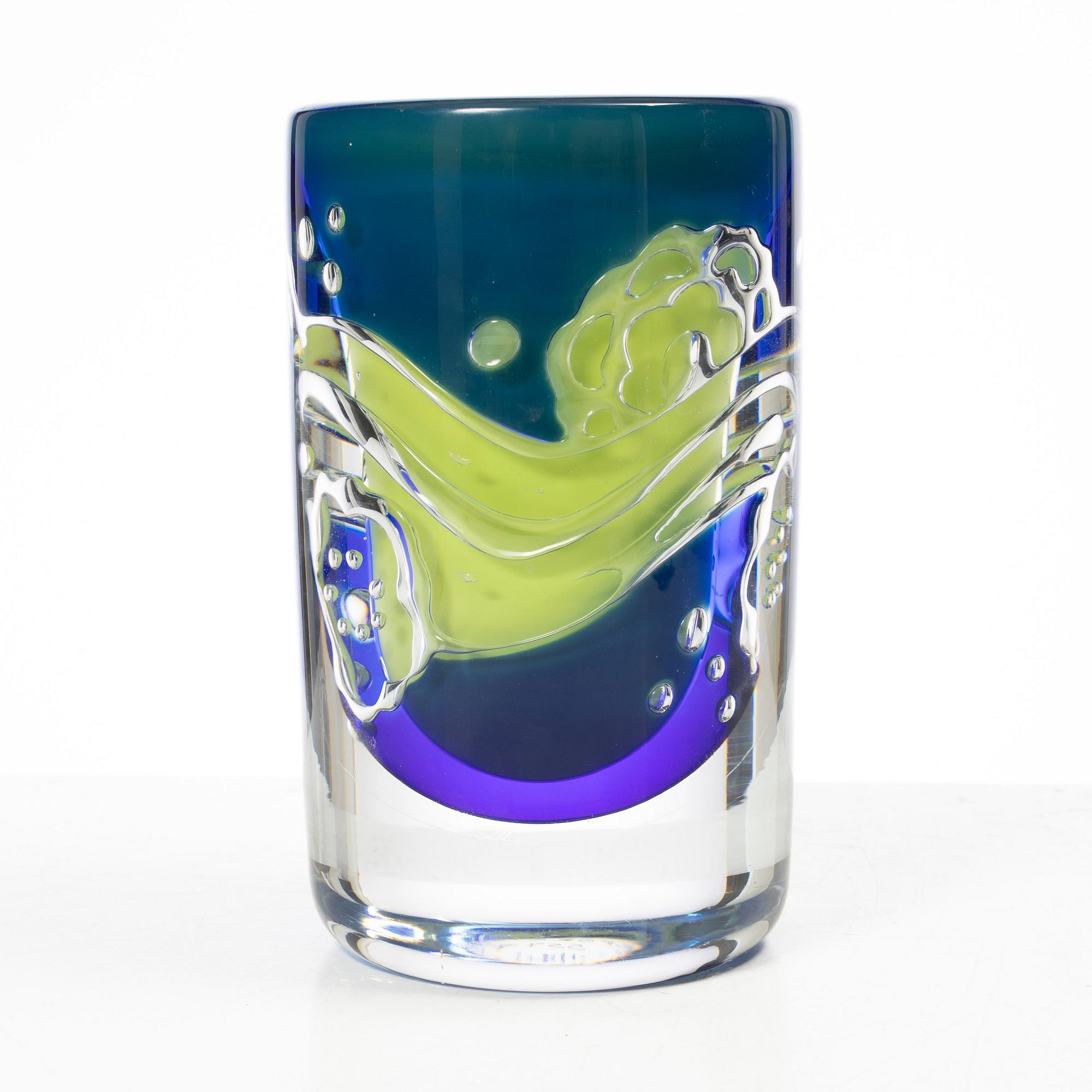 Olle Alberius, an Ariel glass vase, Orrefors, 1980's.