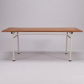 Aarne Ervi, A mid 20th century coffee table for Merivaara Ervi Design.