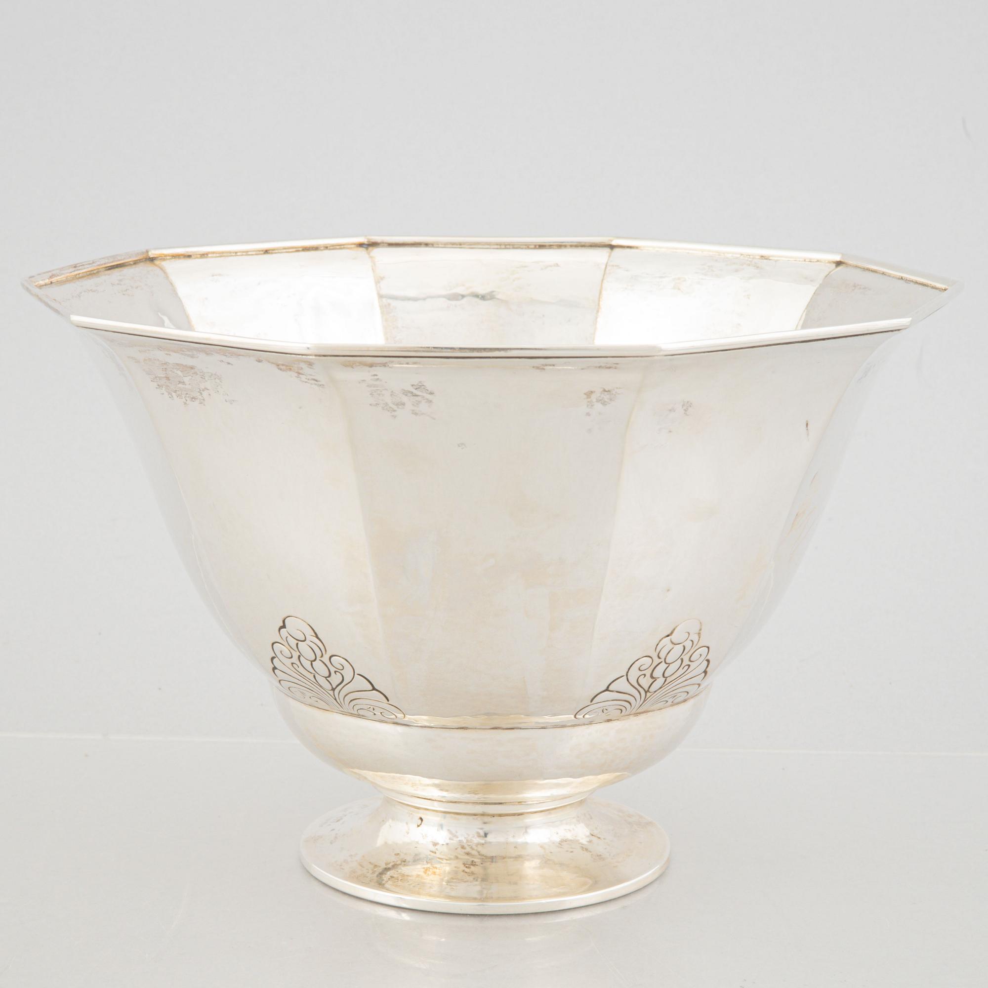 A Swedish Silver Footed Bowl, mark of Maja-Lisa Ohlson, Guldsmedsaktiebolaget (GAB) Stockholm 1928.