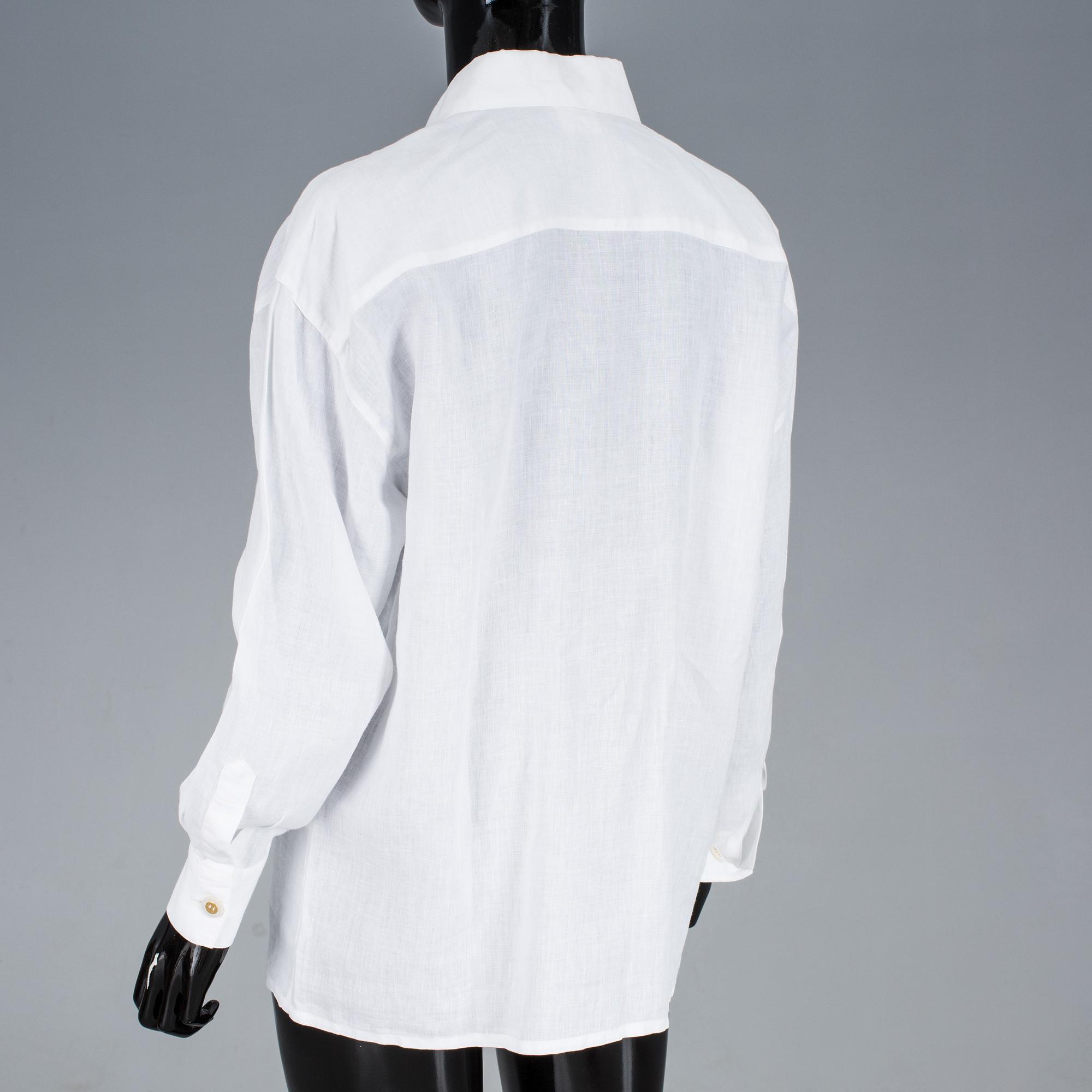 BLUS, Escada.